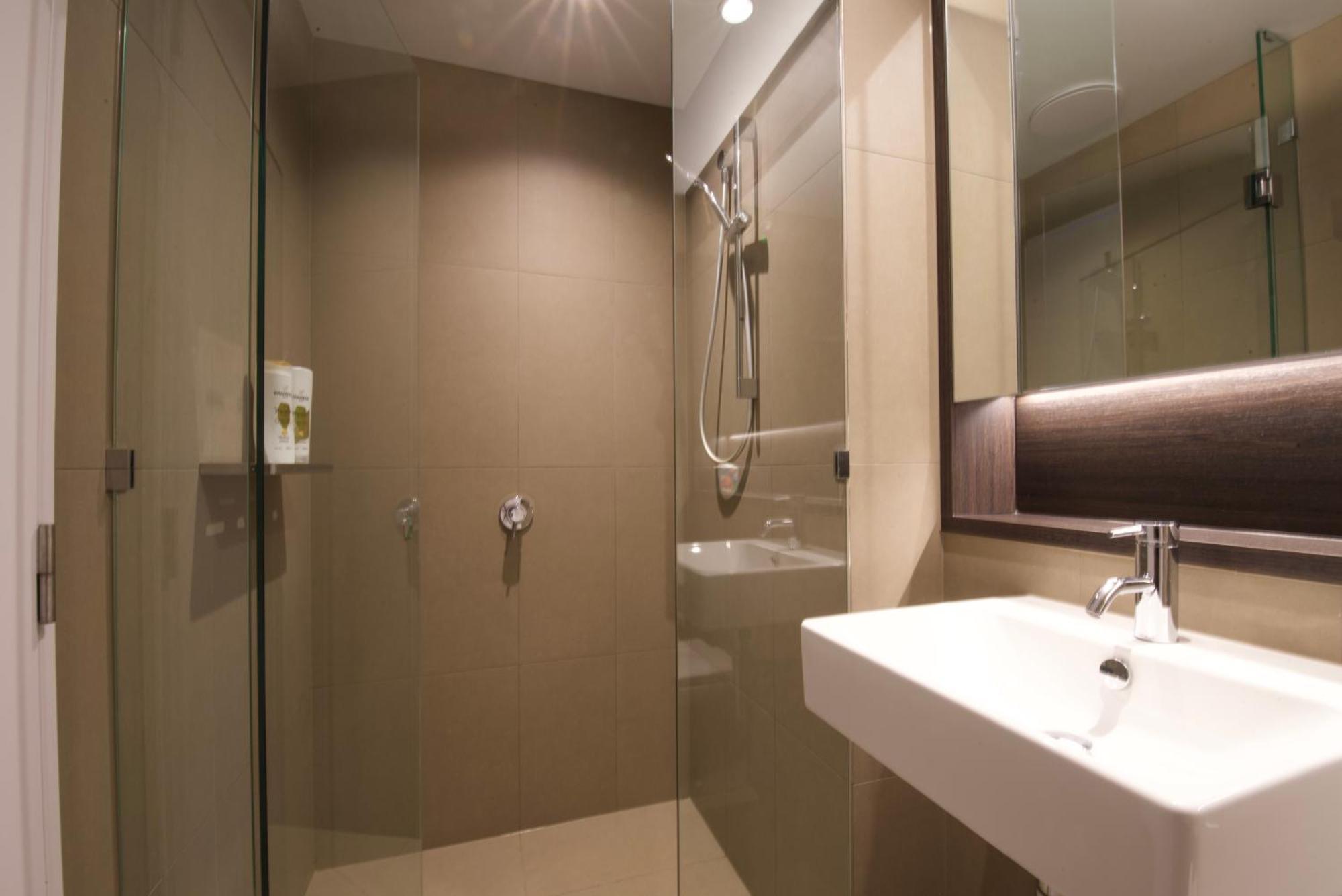 Apartment Rest Collection At Quarter Melbourne