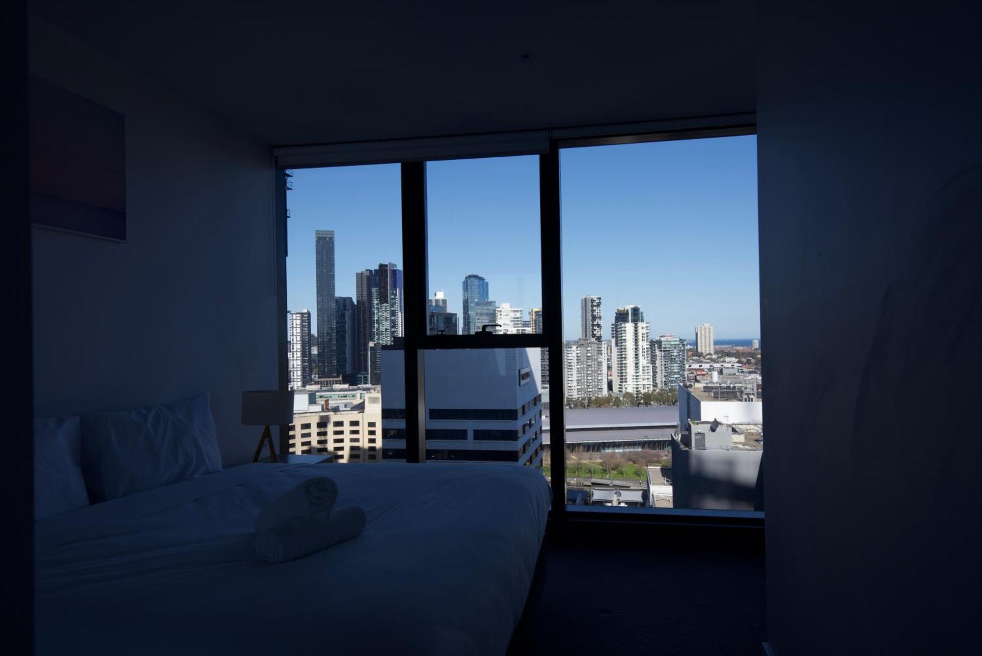 Rest Collection At Quarter Apartment Melbourne